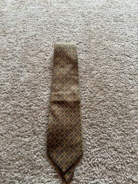 Vintage Brooks Brothers Olive Green and Gold Medallion Silk Tie made in USA prep